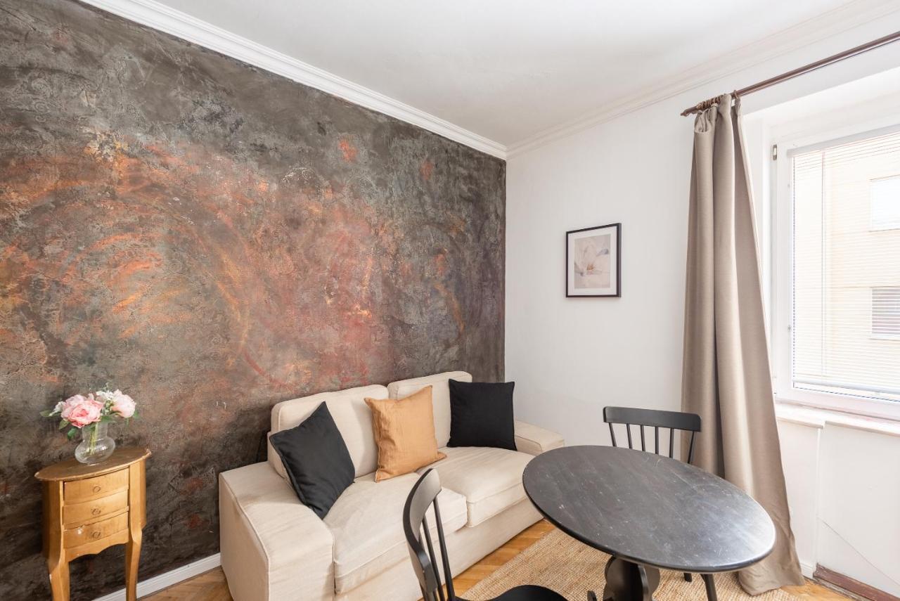 Crystal Apartment Praag Buitenkant foto