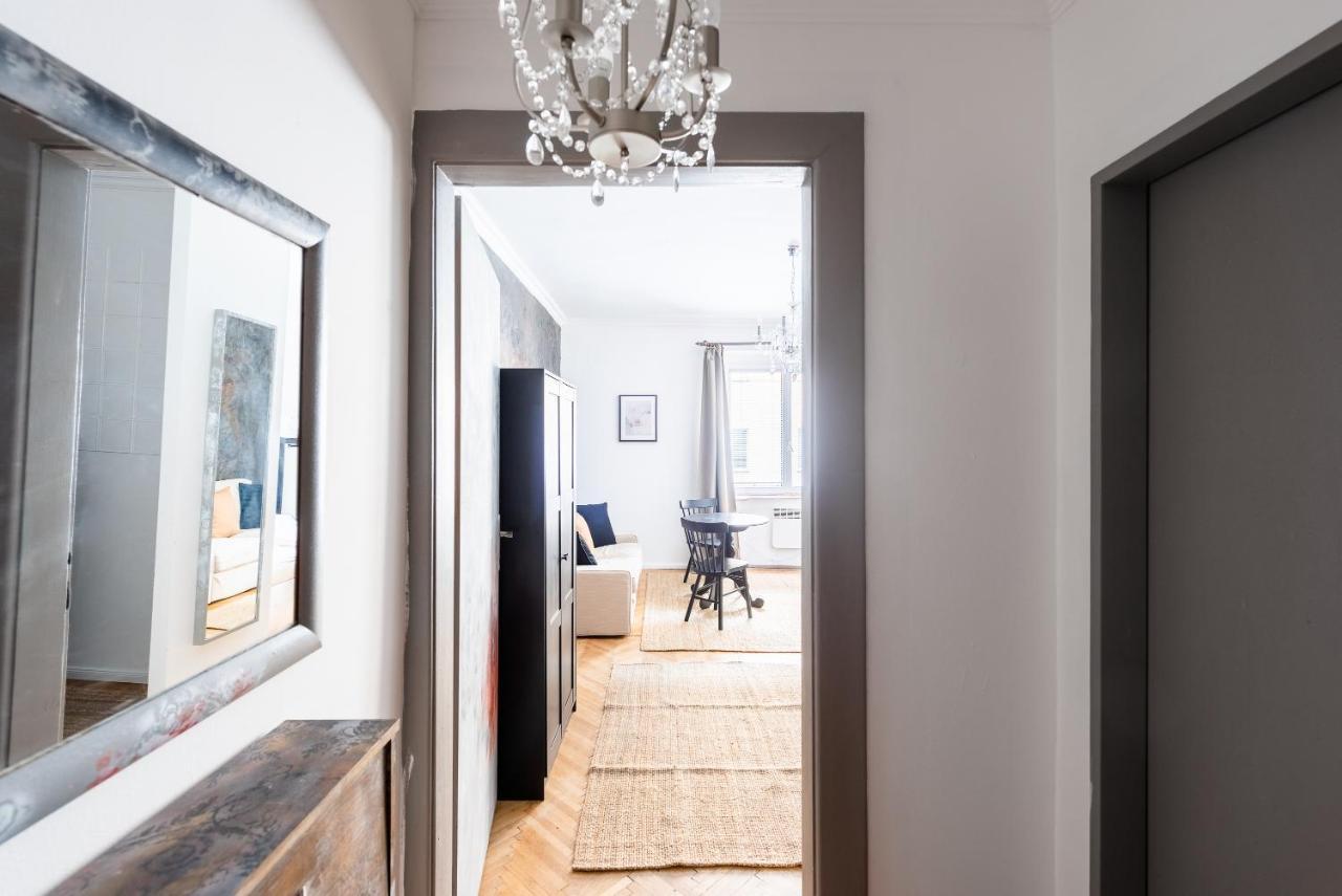Crystal Apartment Praag Buitenkant foto